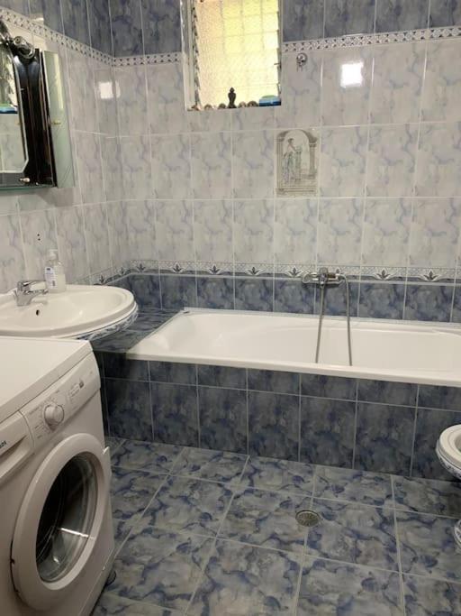 Gjirokastër Christina'S House With 2 Bedrooms And Free Parking מראה חיצוני תמונה